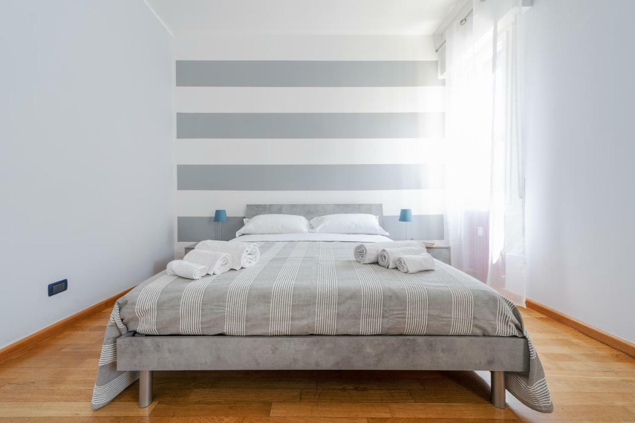 Sant'Orsola Colorful Huge Apartment Bologna Bagian luar foto